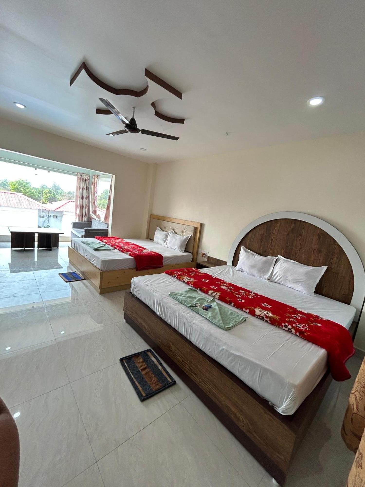 Prantik Hotel And Resorts Tajpur Экстерьер фото